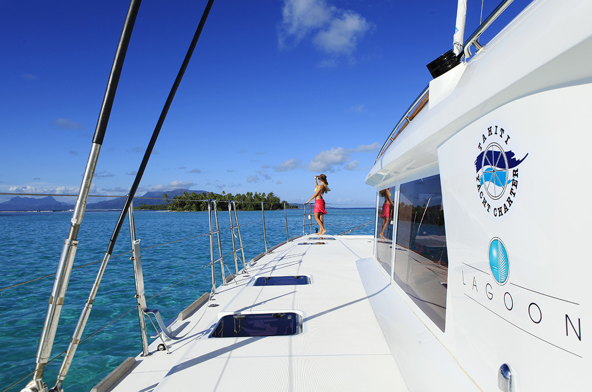 private yacht charter in tahiti